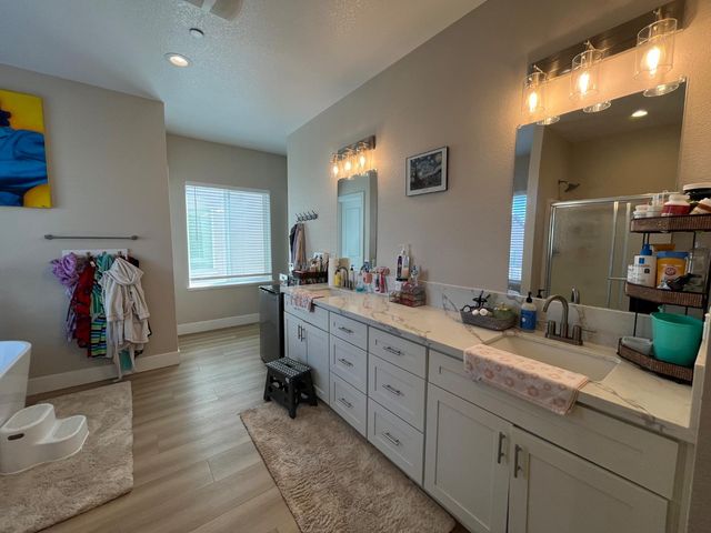 8279 Ghislaine Way, Antelope, CA 95843