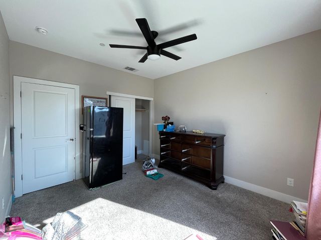 8279 Ghislaine Way, Antelope, CA 95843