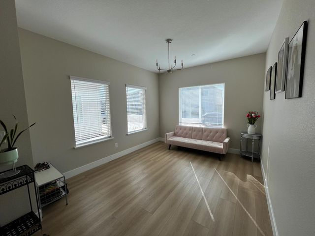 8279 Ghislaine Way, Antelope, CA 95843