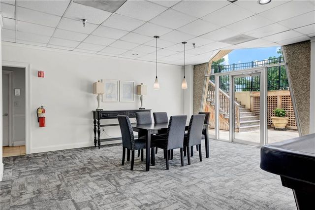 2479 Peachtree Road APT 1716, Atlanta, GA 30305