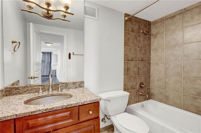 2479 Peachtree Road APT 1716, Atlanta, GA 30305