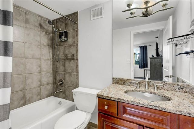 2479 Peachtree Road APT 1716, Atlanta, GA 30305