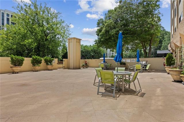2479 Peachtree Road APT 1716, Atlanta, GA 30305