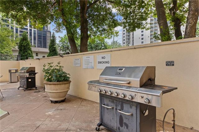 2479 Peachtree Road APT 1716, Atlanta, GA 30305