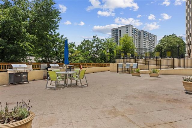 2479 Peachtree Road APT 1716, Atlanta, GA 30305