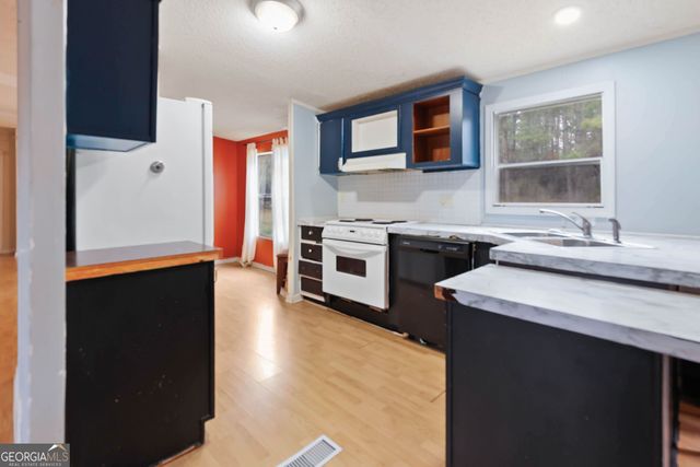 3269 Old Macon Road, Forsyth, GA 31029