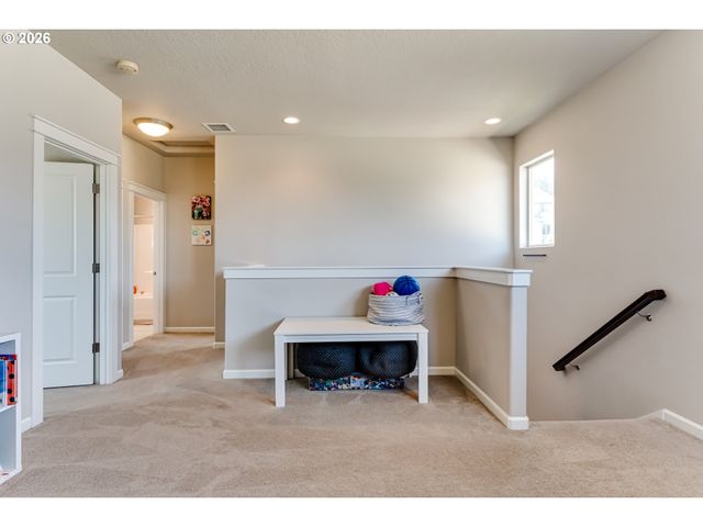 3595 MOUNTAIN QUAIL Ln, Eugene, OR 97405