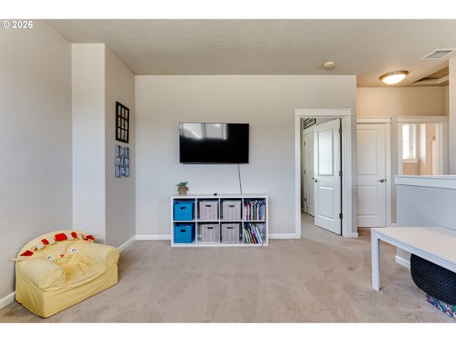 3595 MOUNTAIN QUAIL Ln, Eugene, OR 97405