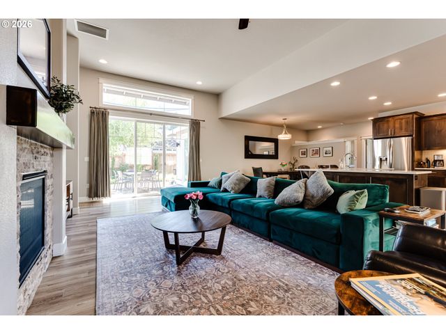 3595 MOUNTAIN QUAIL Ln, Eugene, OR 97405