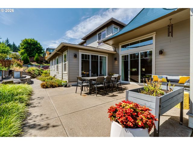 3595 MOUNTAIN QUAIL Ln, Eugene, OR 97405