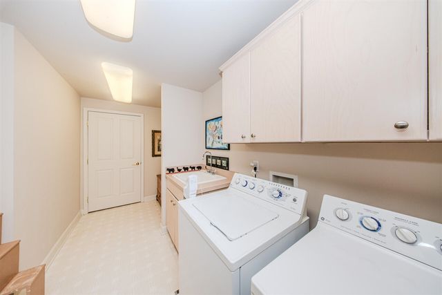 844 Asa Gray Drive, Ann Arbor, MI 48105