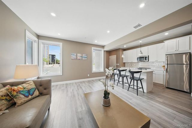 3 Giada Lane 1, Middletown, NY 10940