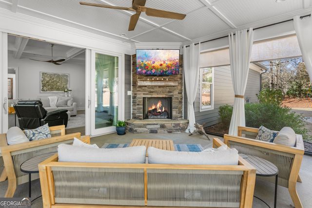 1231 Glen Eagle Drive, Greensboro, GA 30642