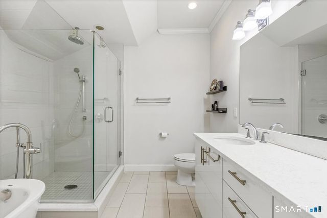 175 West Avenue 8, Stamford, CT 06902