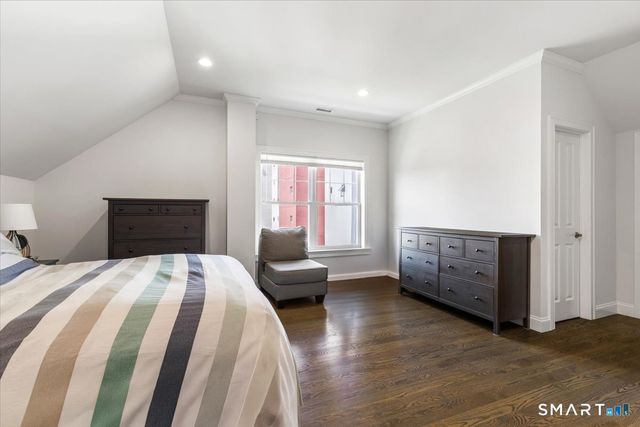 175 West Avenue 8, Stamford, CT 06902