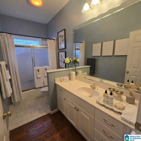 4608 GUILFORD COVE, Hoover, AL 35242