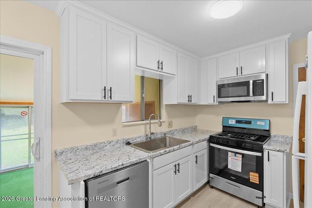 3613 Churchill Avenue, Lansing, MI 48911
