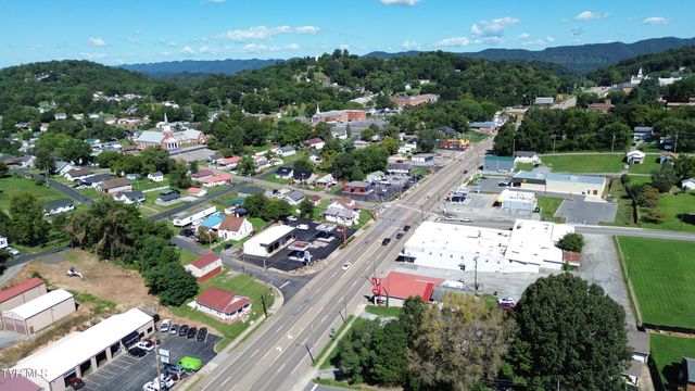 1040 Lynn Garden Drive, Kingsport, TN 37665