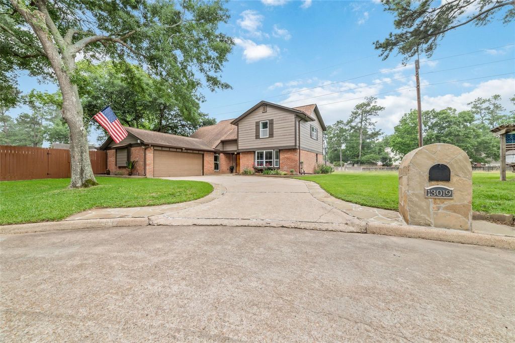 13019 Lentando Lane, Cypress, TX 77429