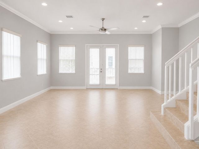 2224 NE 2ND Street, Pompano Beach, FL 33062