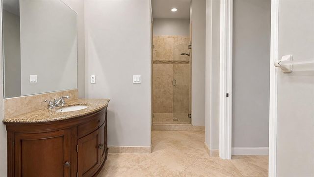 2224 NE 2ND Street, Pompano Beach, FL 33062