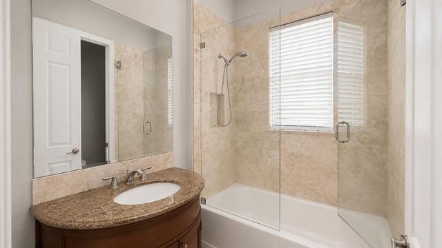 2224 NE 2ND Street, Pompano Beach, FL 33062