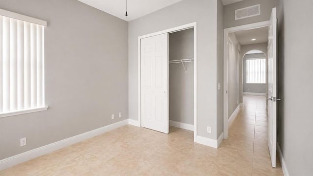 2224 NE 2ND Street, Pompano Beach, FL 33062