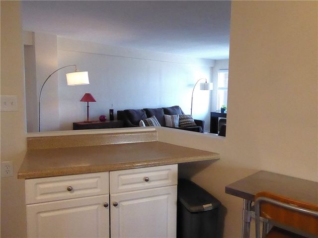 4601 Fifth Ave 623, Oakland, PA 15213