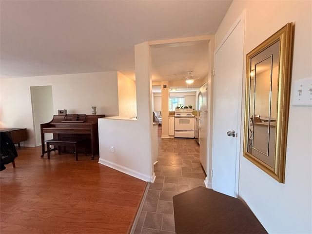 4601 Fifth Ave 623, Oakland, PA 15213