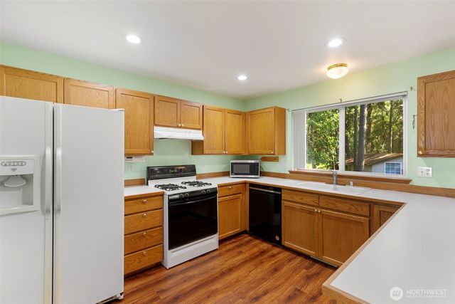 9230 Withers Place NW, Bremerton, WA 98311
