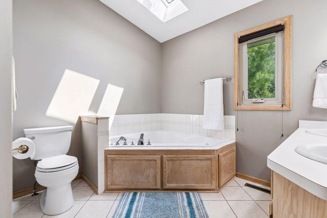 5023 Helena Road N, Oakdale, MN 55128