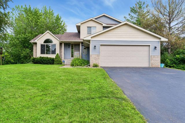5023 Helena Road N, Oakdale, MN 55128