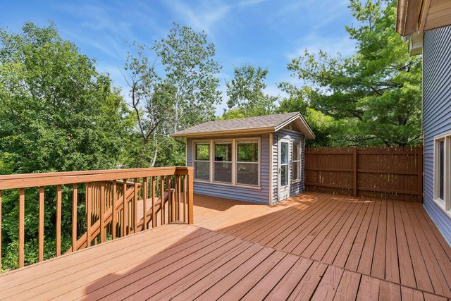 5023 Helena Road N, Oakdale, MN 55128