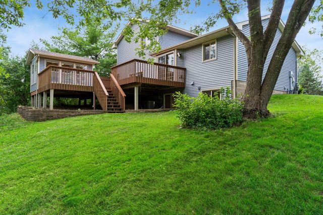 5023 Helena Road N, Oakdale, MN 55128