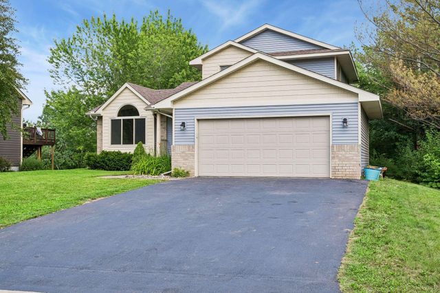 5023 Helena Road N, Oakdale, MN 55128