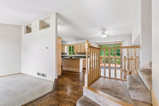 5023 Helena Road N, Oakdale, MN 55128