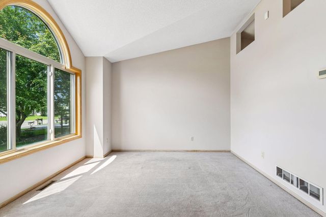 5023 Helena Road N, Oakdale, MN 55128