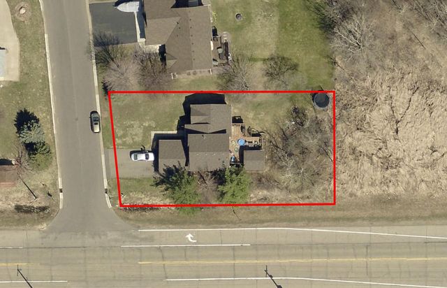 5023 Helena Road N, Oakdale, MN 55128