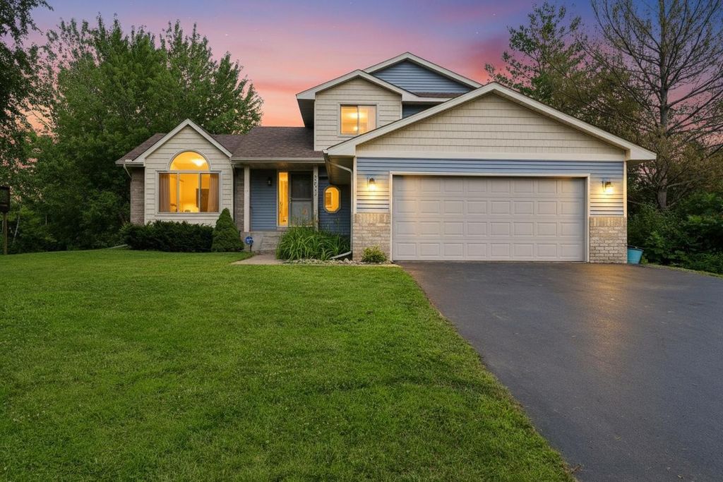 5023 Helena Road N, Oakdale, MN 55128