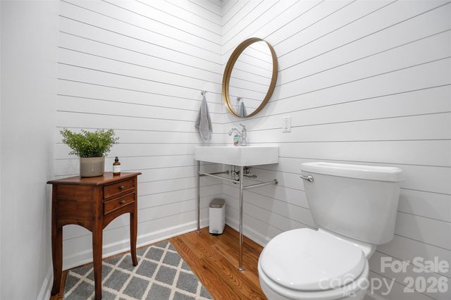 902 Hoke Trail, Cramerton, NC 28032