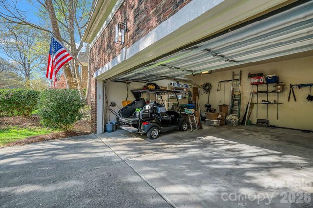 902 Hoke Trail, Cramerton, NC 28032