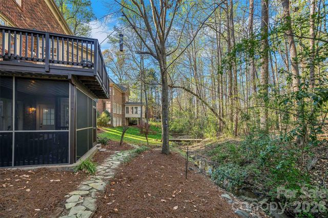 902 Hoke Trail, Cramerton, NC 28032