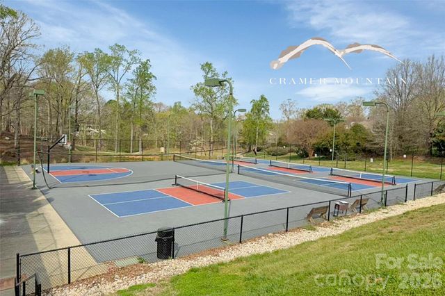 902 Hoke Trail, Cramerton, NC 28032