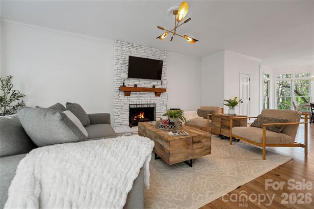 902 Hoke Trail, Cramerton, NC 28032