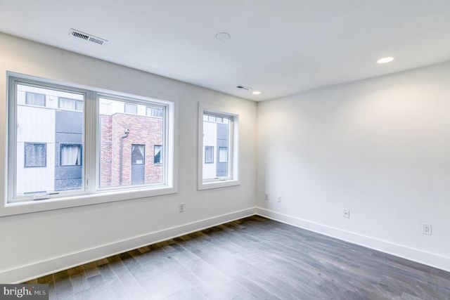 628 N 5TH ST, Philadelphia, PA 19123