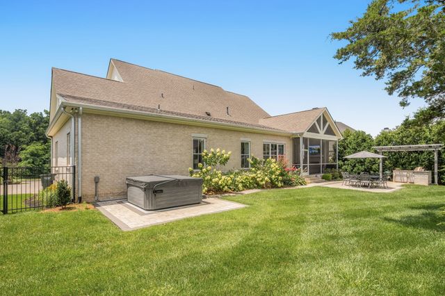 1864 Charity Dr, Brentwood, TN 37027
