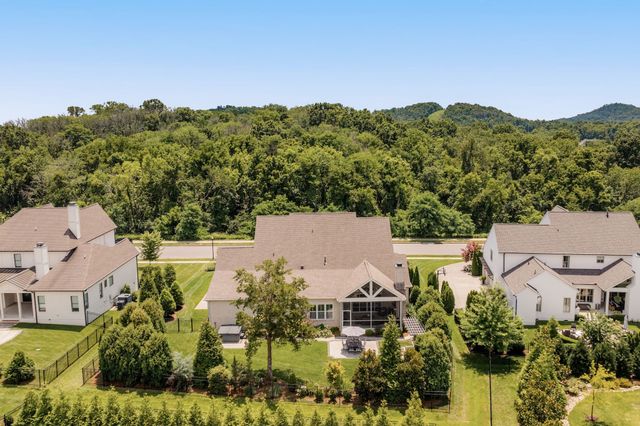 1864 Charity Dr, Brentwood, TN 37027