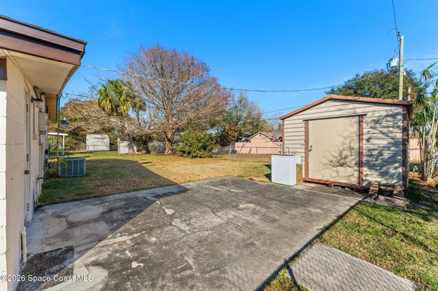 1045 Collins Street, Melbourne, FL 32935