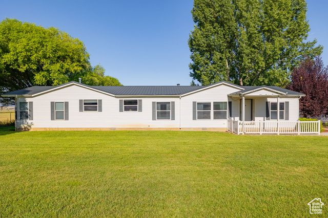 19025 N 8750 E, Mt Pleasant, UT 84647