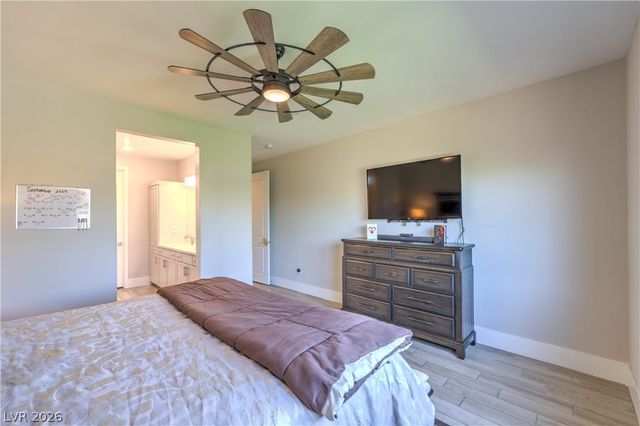 9584 SARD Lane, Las Vegas, NV 89143